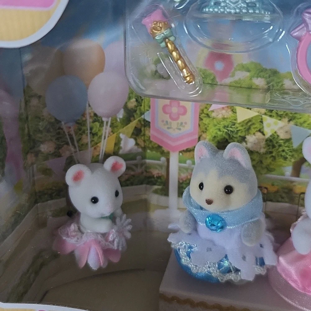 Calico Critters Royal Princess Set, Rare-Hard To Find, New, With Accessories - Picture 7 of 12